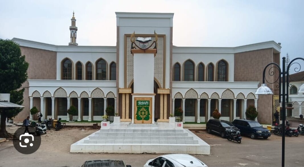 Asep Agustian : Kemenag Karawang Jangan Adu Domba Umat Soal Masjid Agung