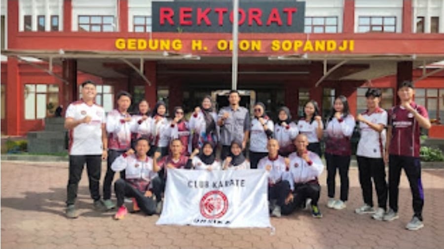 Kontingen Karate UNSIKA Menggila, Borong 18 Medali di Kejuaraan Internasional UNS