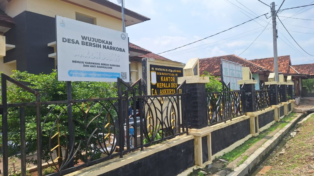 Warga Cadaskertajaya Geruduk Kantor Desa, Setahun Lebih, Sertifikat PTSL Tak Kunjung Jadi, Biaya Dirasa Menguras Kantong!! Masyarakat Tagih Janji