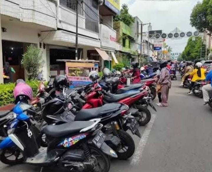Potensi PAD Parkir Karawang Capai Rp30 Miliar, Kebocoran dan Jukir Liar Jadi Rapor Merah