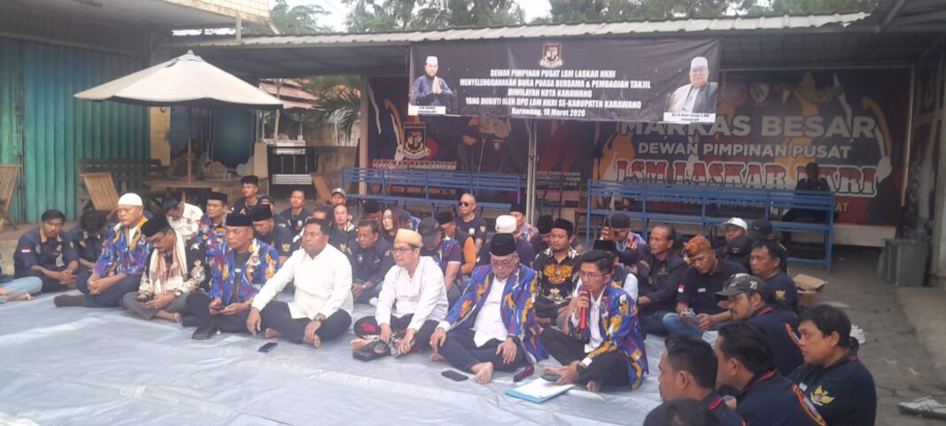 Laskar NKRI: Bertato Tapi Taat, Puasa Tamat Dapat THR Tambahan