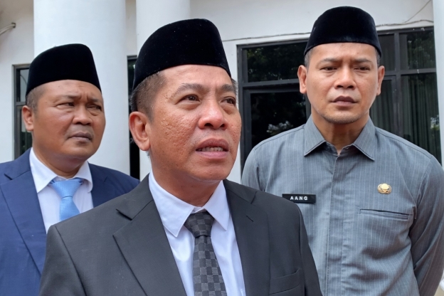 Di Tengah Efisiensi APBD, Bupati Aep Tegaskan Tenaga PPPK Karawang Tidak Akan Dikurangi