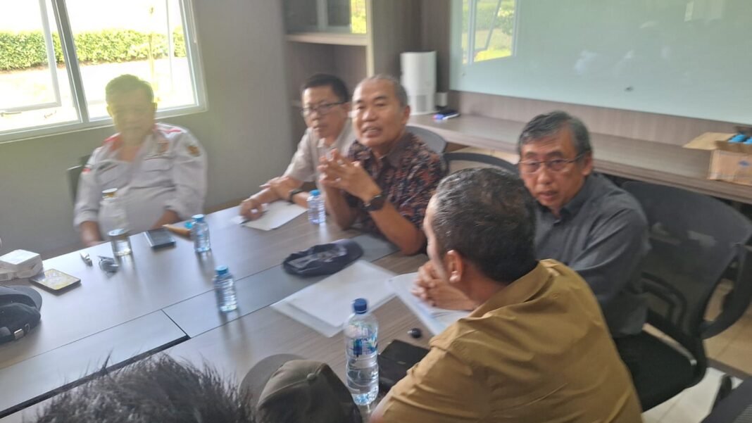 Suasana Audiensi Memanas, Sukarya WK Skakmat Manajemen THK Soal Aliran Dana Jalan