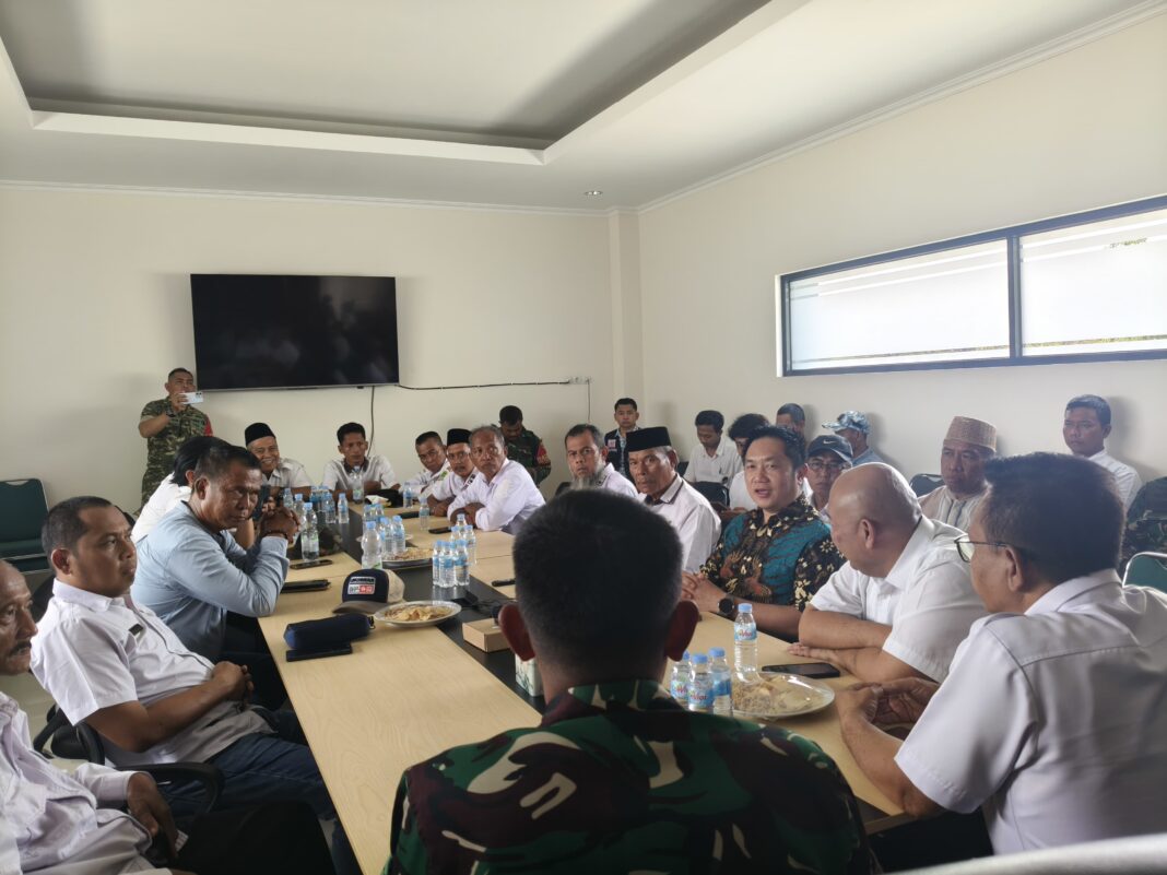 Dandim 0604/Karawang Fasilitasi Penyerahan 17 Truk untuk Koperasi Desa