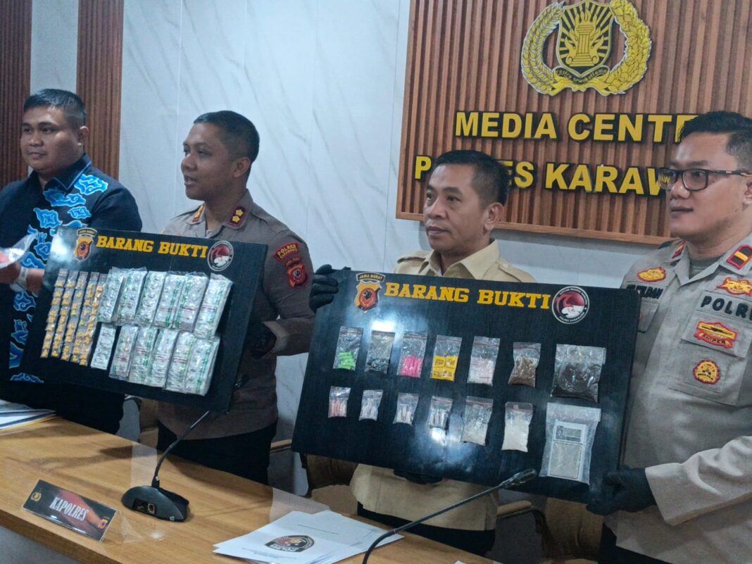 Polres Karawang Bongkar Peredaran Narkotika, Amankan Puluhan Tersangka dan 1,4 Kg Sabu