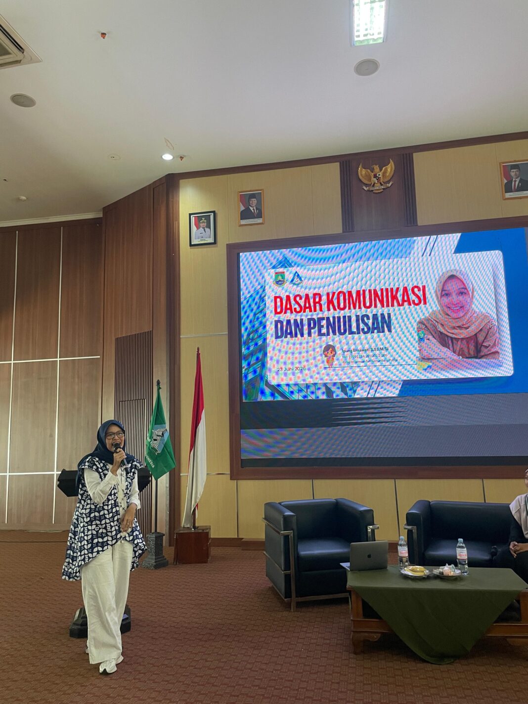 Kabid IKP Diskominfo Kota Cilegon Jadi Narasumber Materi Komunikasi Dasar dan Penulisan di Pelatihan & Pengembangan Komunikasi Pelajar