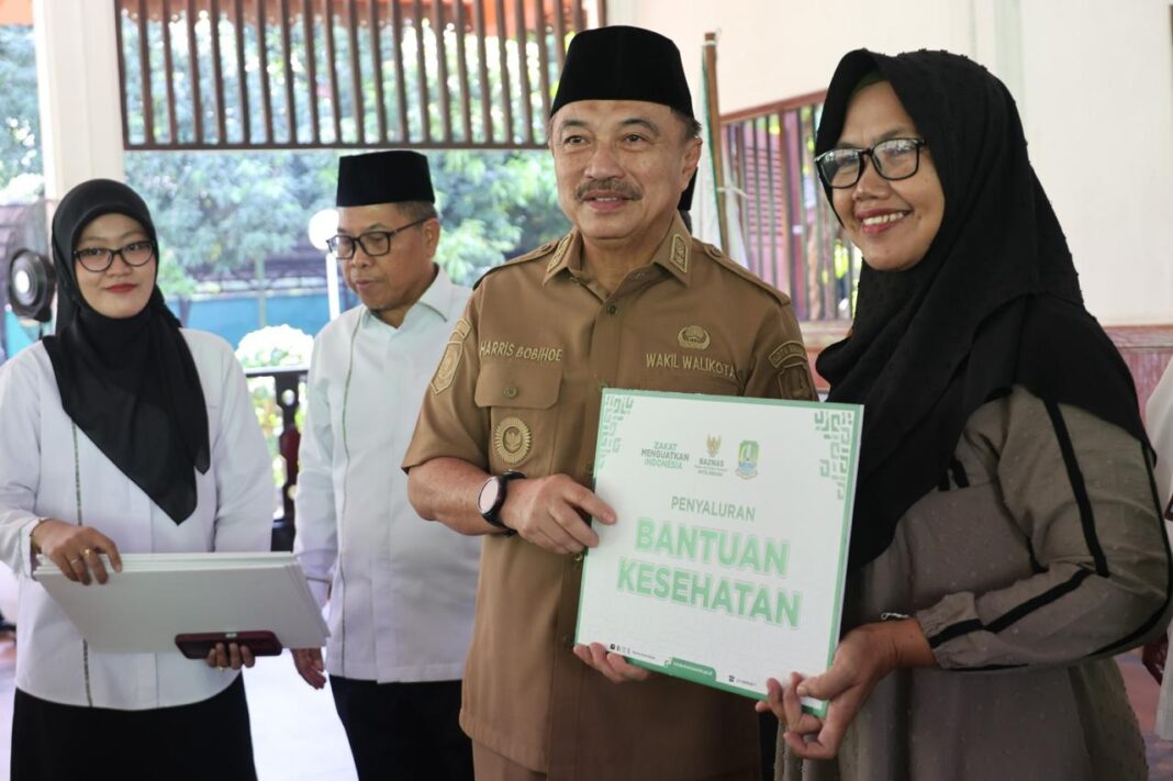 Baznas Salurkan Zakat, Plh Wali Kota Bekasi : Zakat Tingkatkan Kesejahteraan Masyarakat