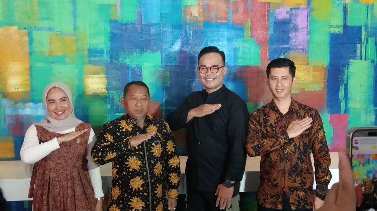PUPR Karawang Fokus Benahi Drainase dan Jalan Rusak, Flyover Johar Masih Terkendala Anggaran