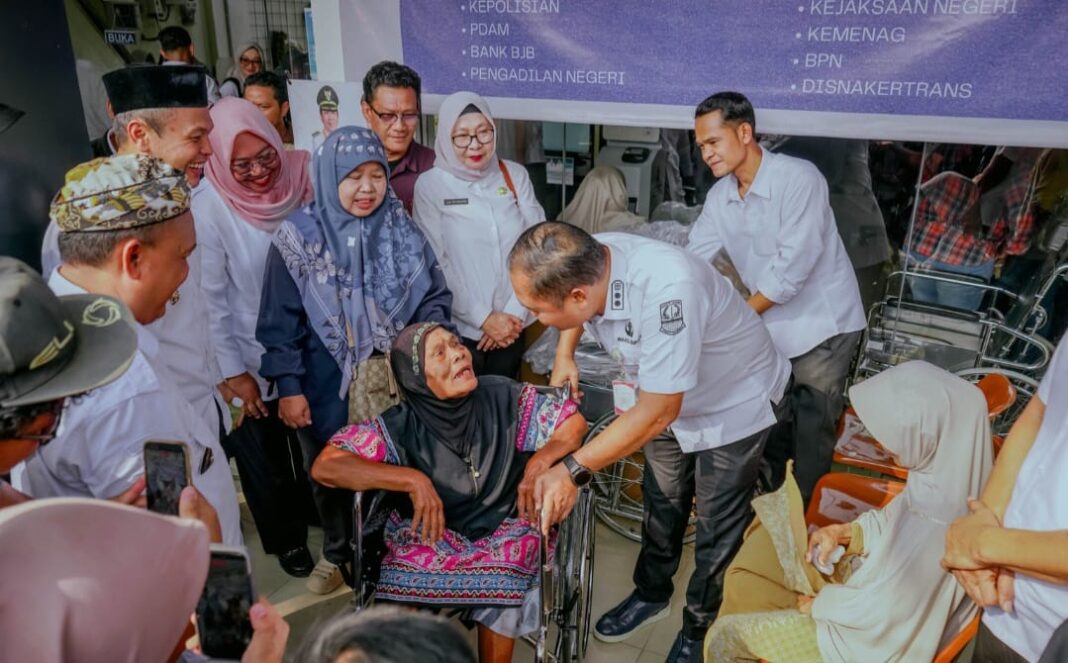 Gebyar PATEN Cikampek Diserbu Warga, Ratusan Masyarakat Manfaatkan Layanan Publik Terpadu