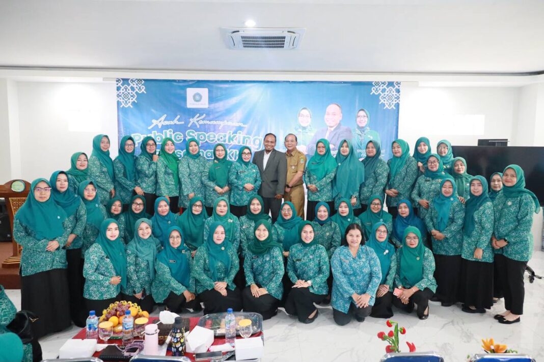 Tingkatkan Kapasitas Komunikasi Kader, TP PKK Kota Bekasi Gelar Seminar Public Speaking