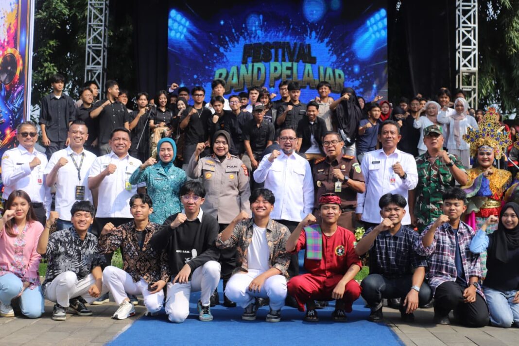 Polres Metro Bekasi Gandeng 60 UMKM dan 23 Band Pelajar Semarakkan Hari Bhayangkara ke-80