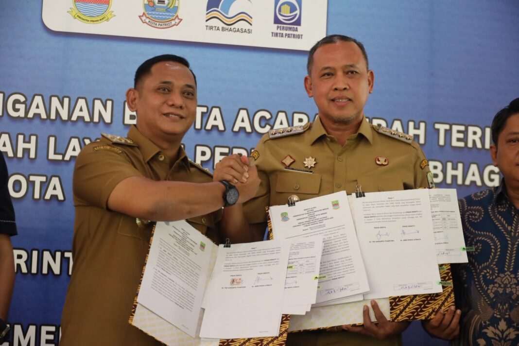 Tirta Patriot Resmi Kelola Seluruh Layanan Air Minum di Kota Bekasi, Wali Kota dan Plt. Bupati Bekasi Sepakat Utamakan Pelayanan Warga.