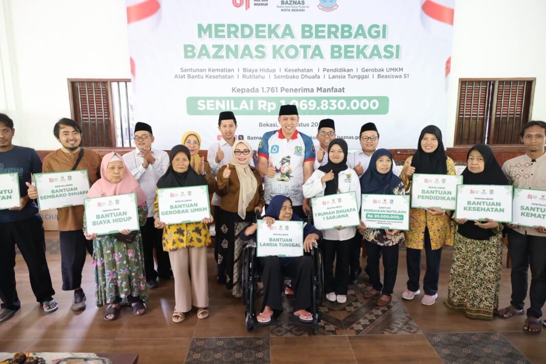 Baznas Kota Bekasi Salurkan Zakat Rp1,06 Miliar kepada 1.761 Warga, Tri Adhianto Dorong Transparansi