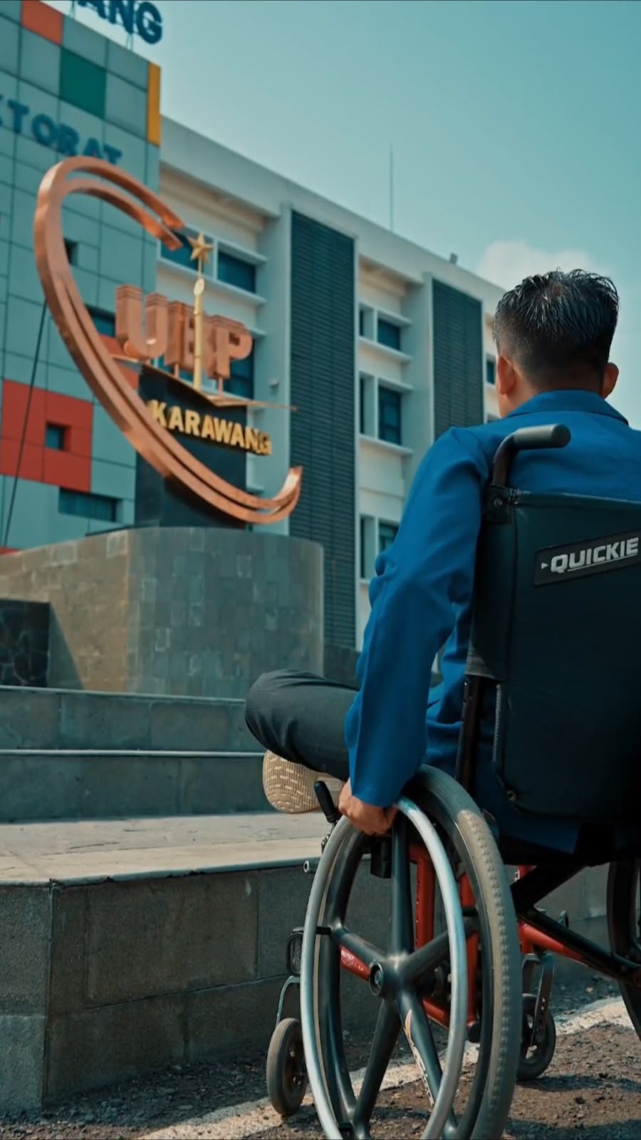 Mahasiswa Disabilitas UBP Karawang Buktikan Keterbatasan Bukan Halangan Raih Pendidikan dan Prestasi