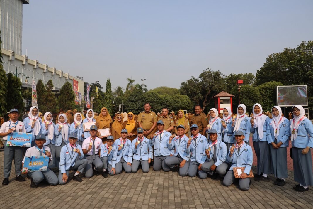 Saat Apel, Wali Kota Apresiasi Para Siswa Peraih Penghargaan Serta Bubuhkan 2 MoU Kerjasama.