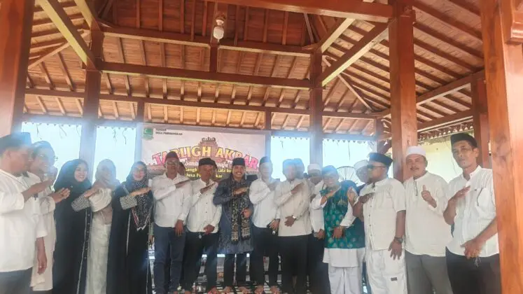 Milangkala ke-44 Desa Purwamakar, 404 Paket Beras Dibagikan untuk Yatim, Duafa dan Jompo