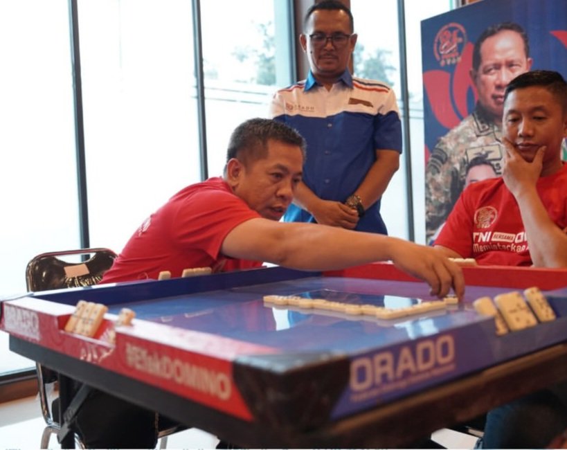 Bupati Karawang Hadiri Open Tournament Piala Panglima TNI Cabor Domino, Perkuat Sinergi TNI-Polri dan Pemkab