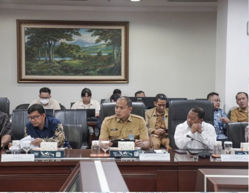 Pemkab Karawang Dorong Sinkronisasi Lahan Pertanian dan Pengeboran Migas untuk Jaga Ketahanan Pangan