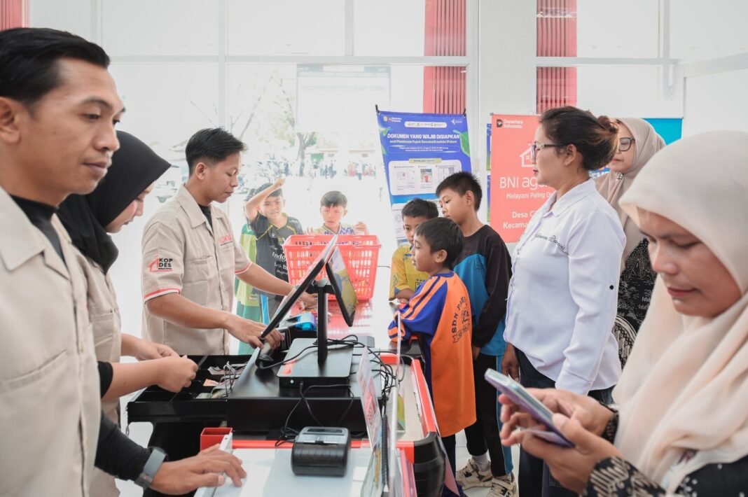 Dekatkan Layanan ke Desa, PLN dan Wamendagri Dorong Transaksi Listrik Mudah Lewat KDKMP di Jawa Barat