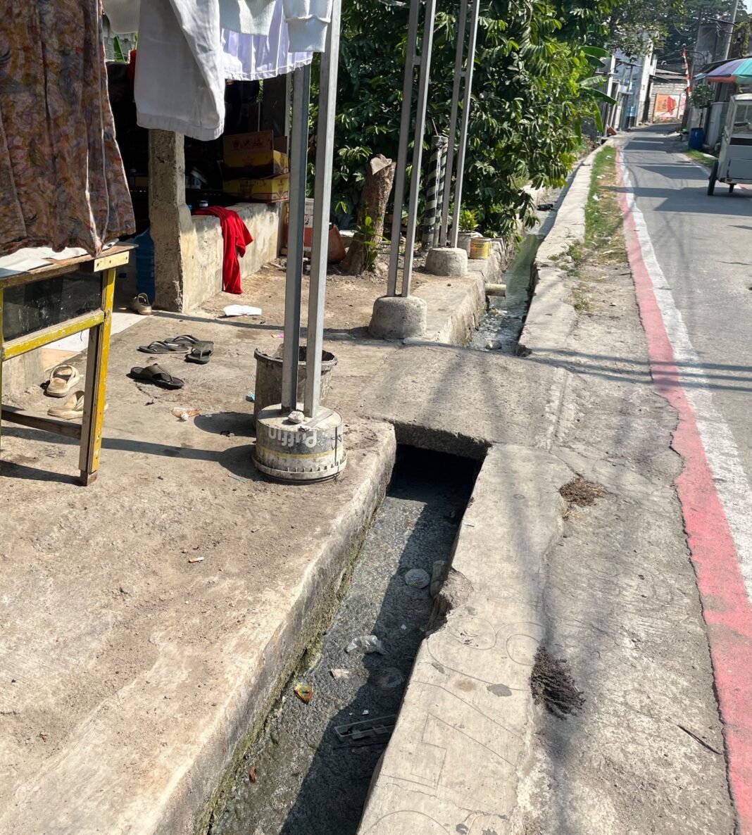 Saluran Warga di Karawang Wetan Dicemari Limbah Berkerak, Satgas MBG Karawang Minta Investigasi Libatkan Korwil BGN
