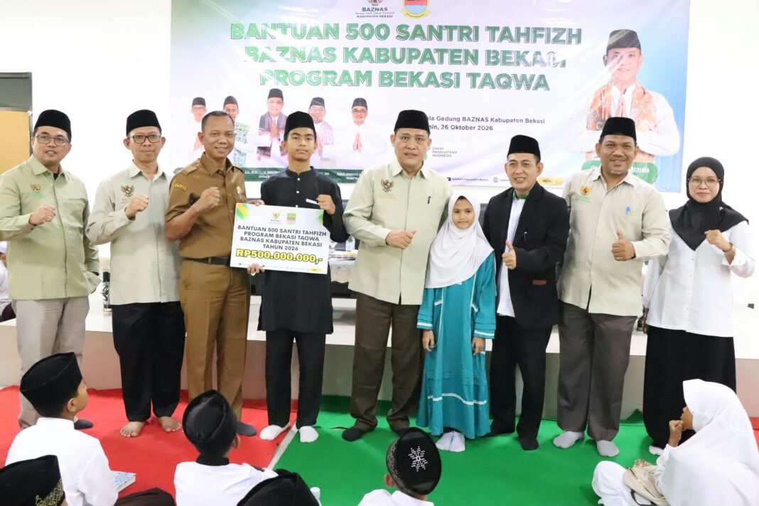 Baznas Kabupaten Bekasi Salurkan Bantuan Kepada 500 Santri Penghafal Al-Qur’an