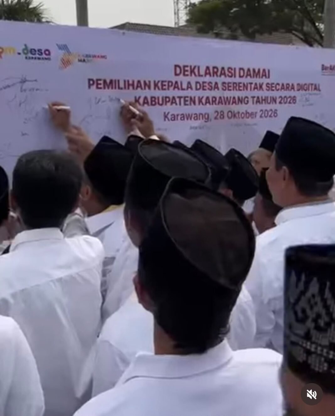 Menuju Pilkades Digital 2026 yang Bersih dan Kondusif: Ratusan Calon Kepala Desa di Karawang Ucapkan Deklarasi Damai